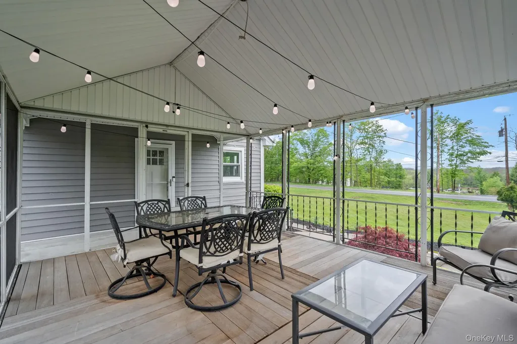 1327 County Route 17 Walden NY 12586