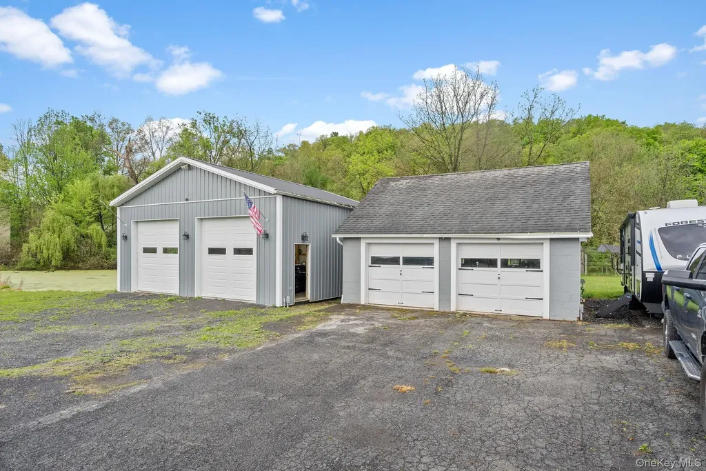 1327 County Route 17 Walden NY 12586