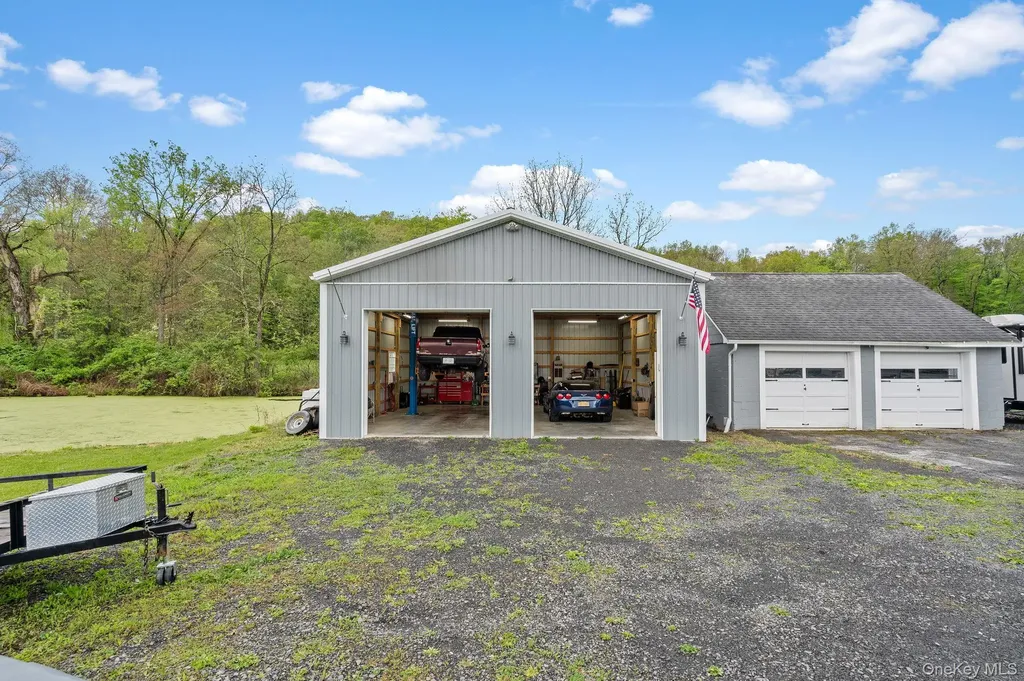 1327 County Route 17 Walden NY 12586