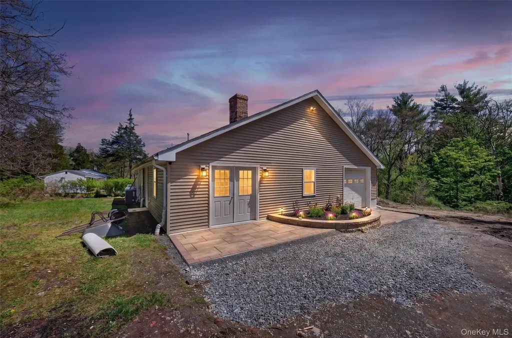 71 Blacks Road Kingston NY 12401