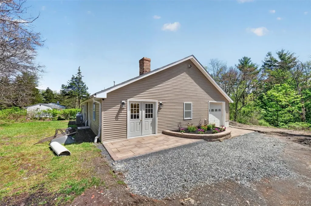 71 Blacks Road Kingston NY 12401