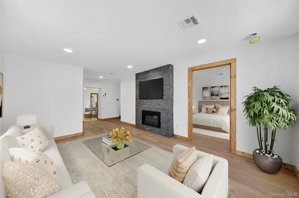 71 Blacks Road Kingston NY 12401