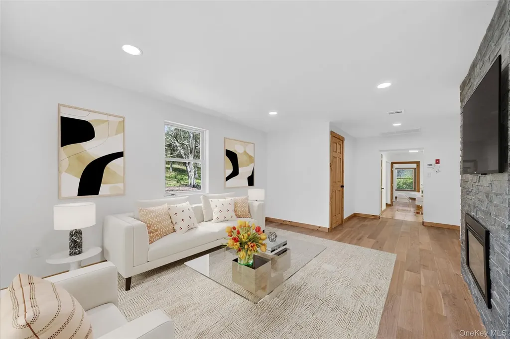 71 Blacks Road Kingston NY 12401