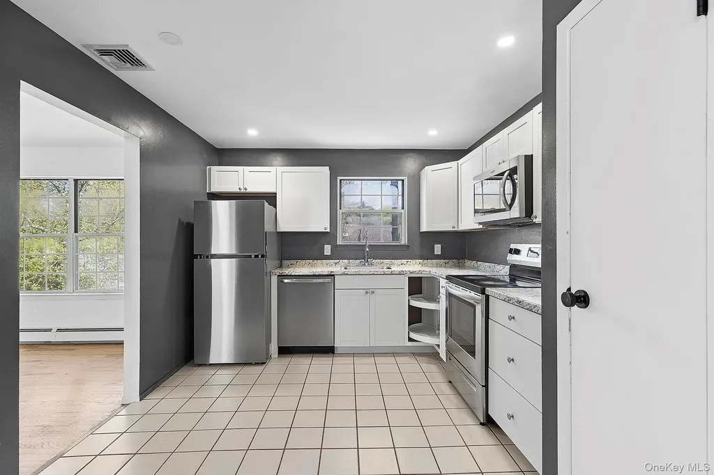 65 16th Street Wading River NY 11792