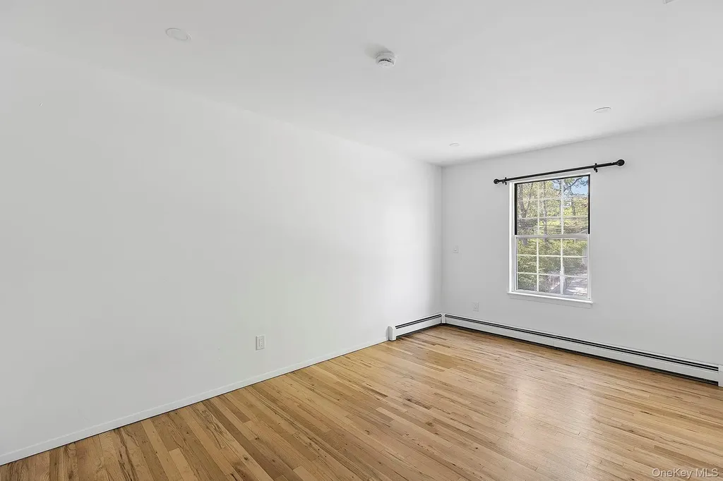 65 16th Street Wading River NY 11792