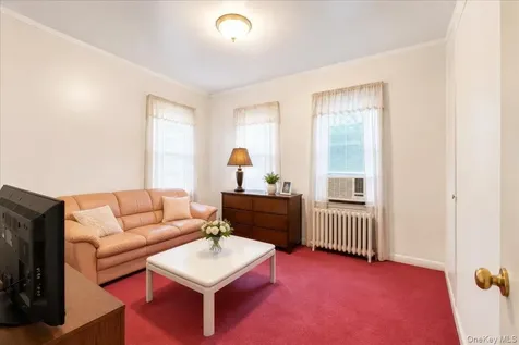 4521 Carpenter Avenue Bronx NY 10470