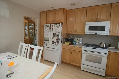203-55 27th Avenue Bayside NY 11360