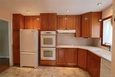 203-55 27th Avenue Bayside NY 11360