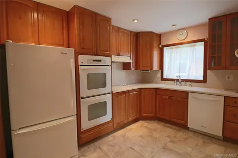 203-55 27th Avenue Bayside NY 11360