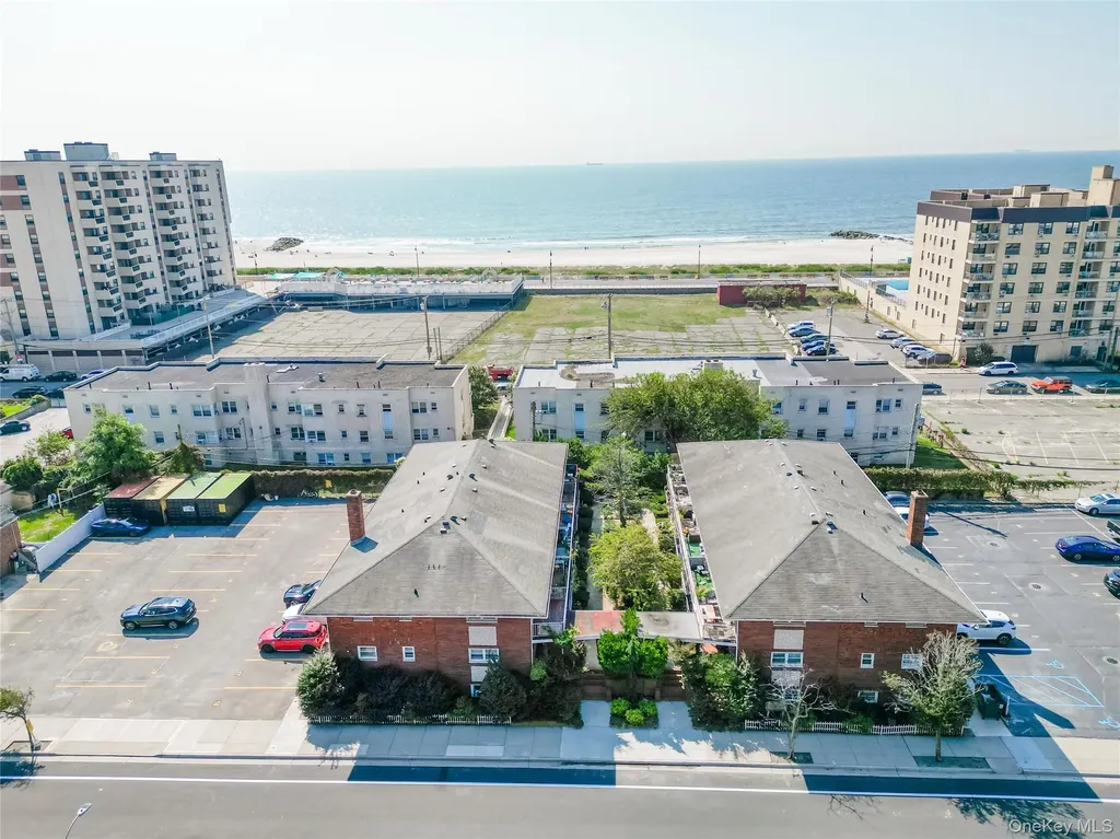 330 E Broadway Long Beach NY 11561