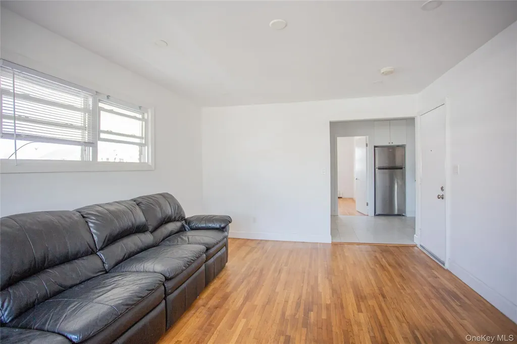 330 E Broadway Long Beach NY 11561