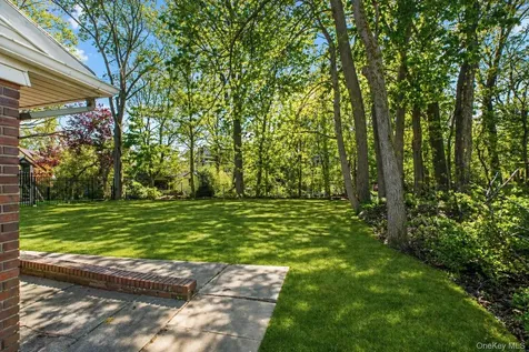 20 Delphine Terrace Staten Island NY 10305