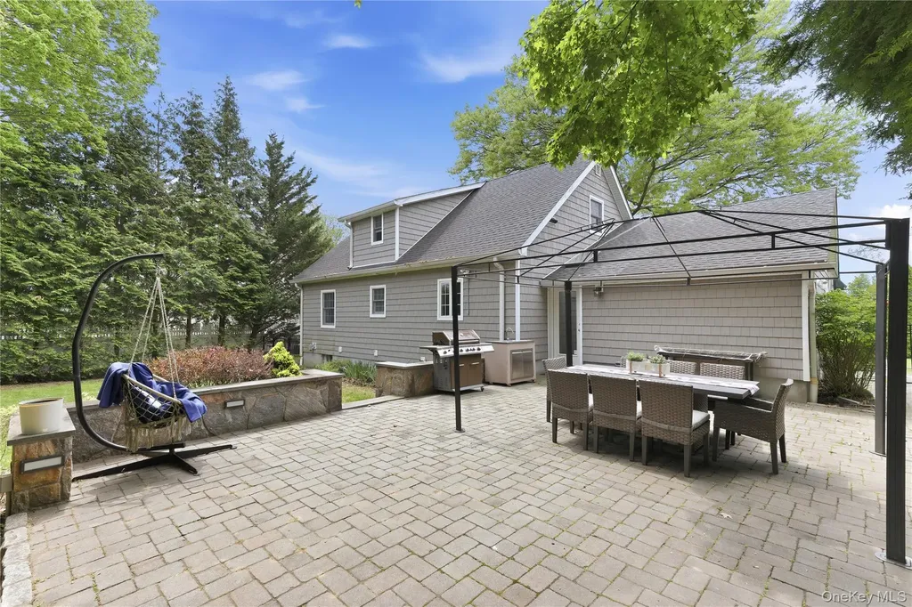 123 Hilburn Road Scarsdale NY 10583