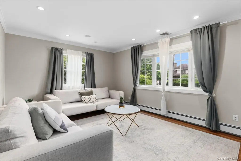 123 Hilburn Road Scarsdale NY 10583