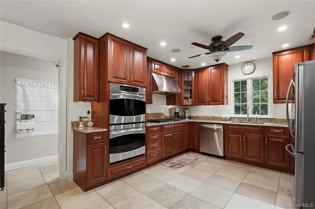 123 Hilburn Road Scarsdale NY 10583