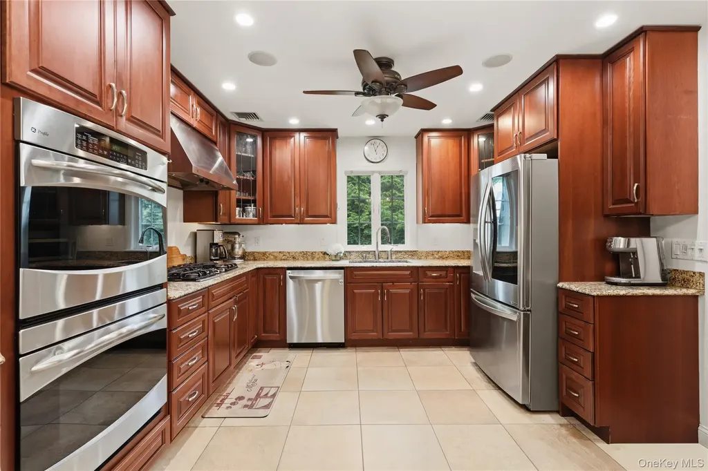123 Hilburn Road Scarsdale NY 10583