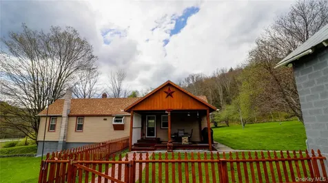 11 Hood Road Roscoe NY 12776