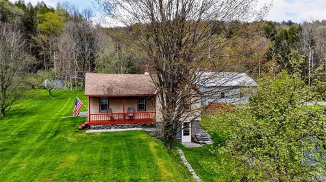 11 Hood Road Roscoe NY 12776
