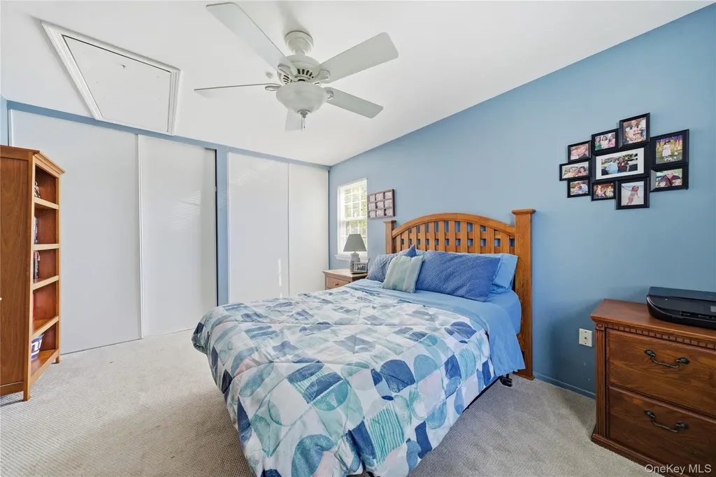 66 Harbor N Amityville NY 11701