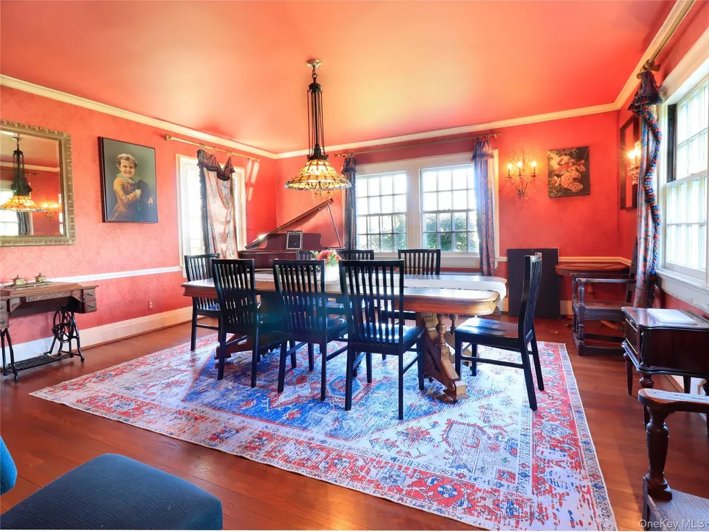 1120 Shore Road Little Neck NY 11363