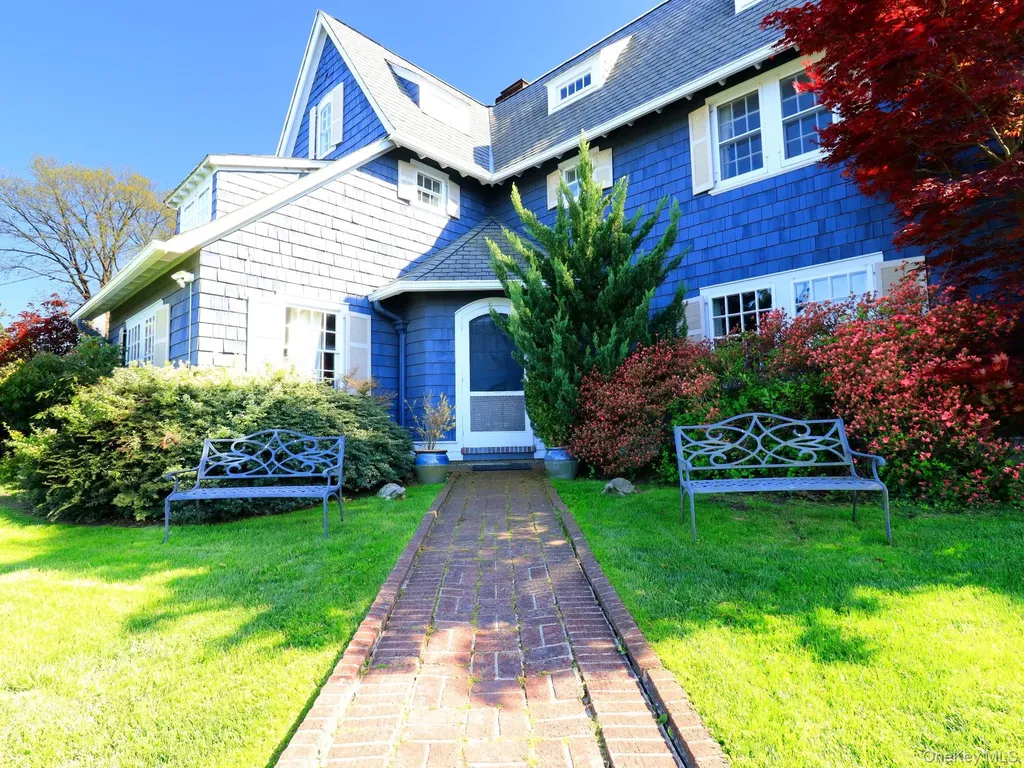 1120 Shore Road Little Neck NY 11363