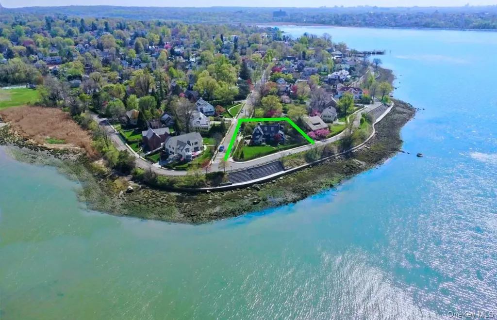 1120 Shore Road Little Neck NY 11363