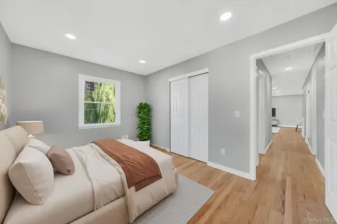 8 Mockingbird Lane Poughkeepsie NY 12601