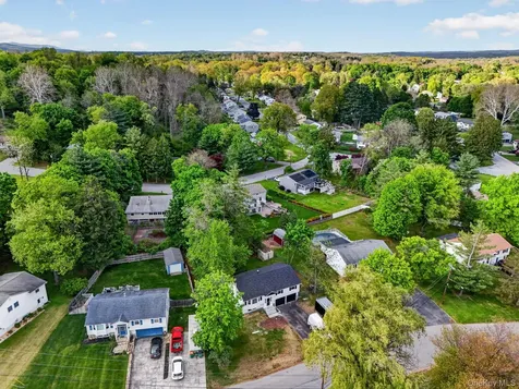 8 Mockingbird Lane Poughkeepsie NY 12601