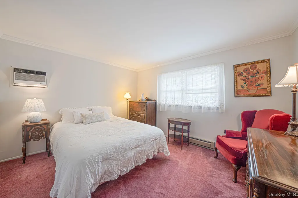 75 Pawnee Drive Commack NY 11725