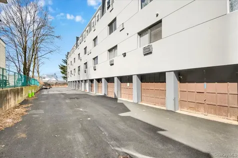 191 Park Avenue Yonkers NY 10703