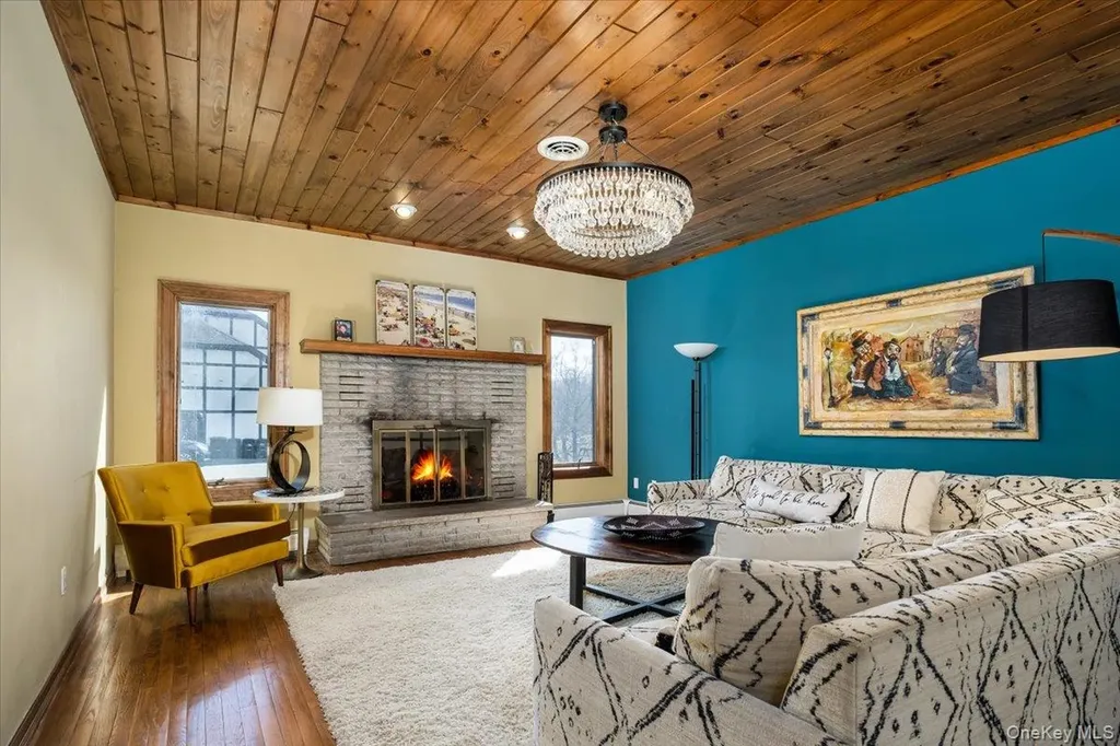 11 Baker Lane Suffern NY 10901