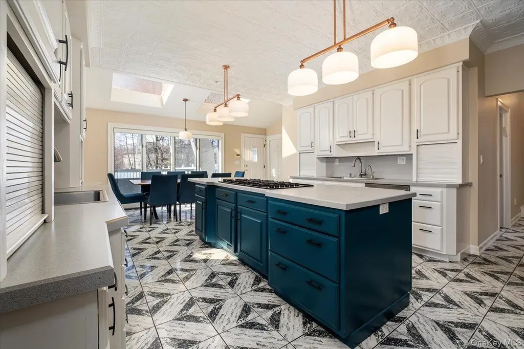 11 Baker Lane Suffern NY 10901