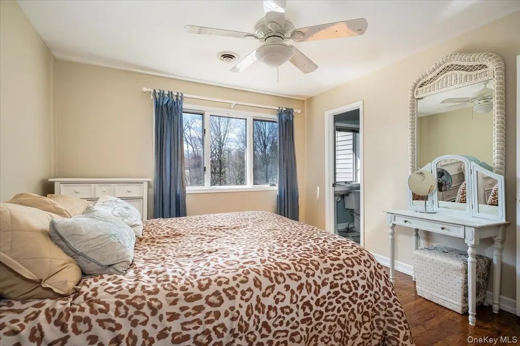 11 Baker Lane Suffern NY 10901