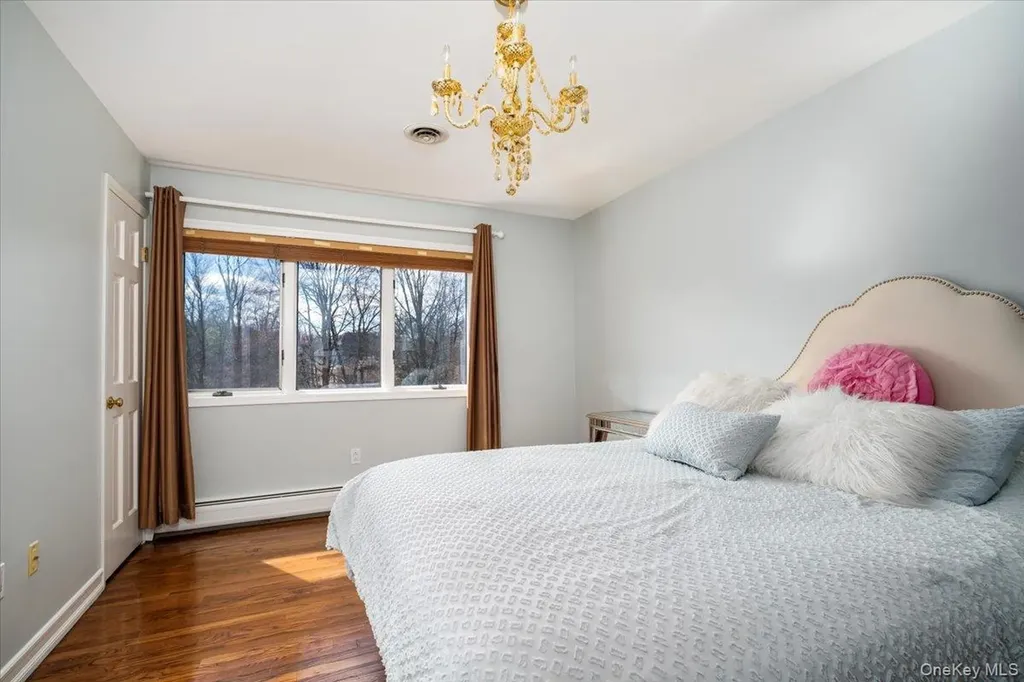 11 Baker Lane Suffern NY 10901