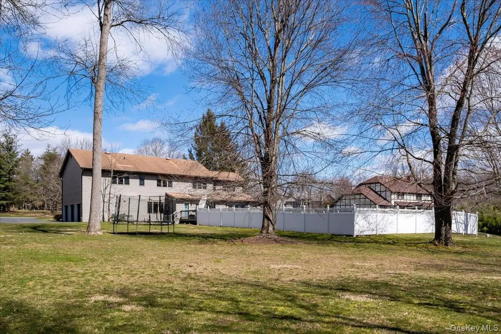 11 Baker Lane Suffern NY 10901