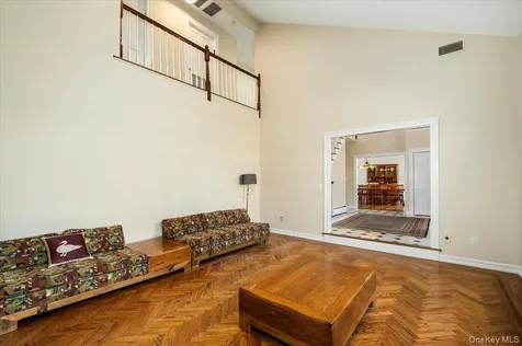 11 Baker Lane Suffern NY 10901
