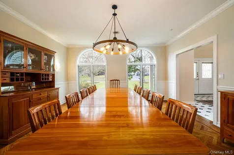 11 Baker Lane Suffern NY 10901