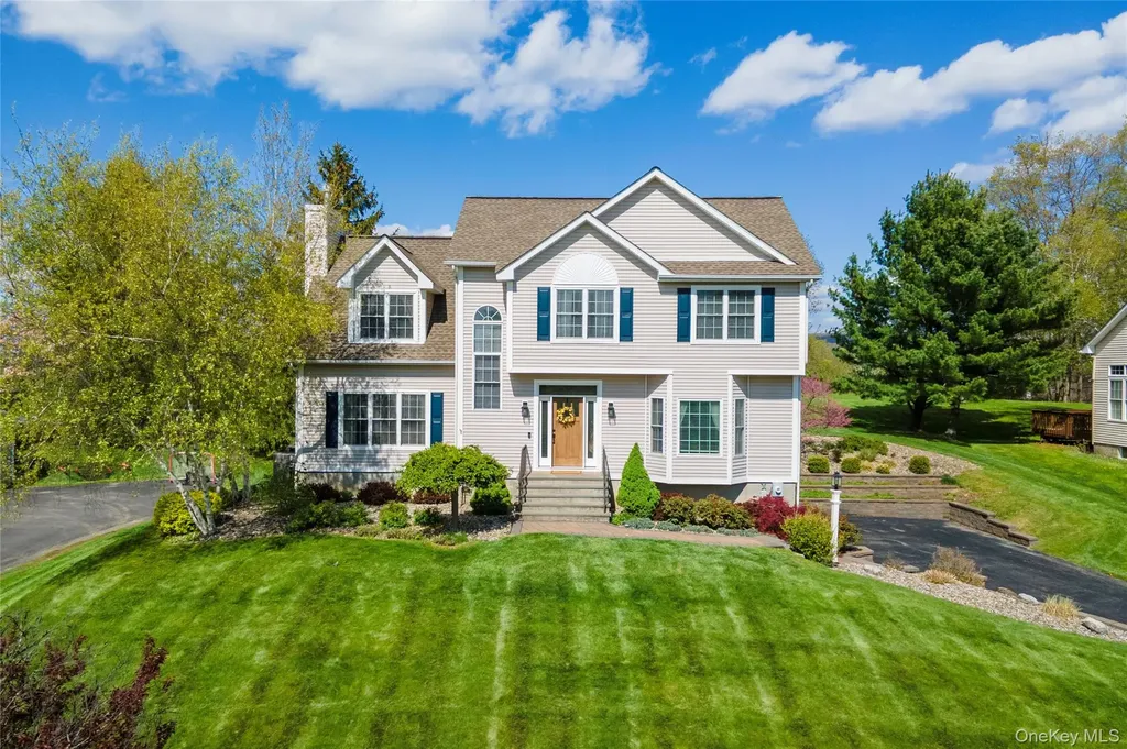 165 Roosevelt Drive Poughquag NY 12570