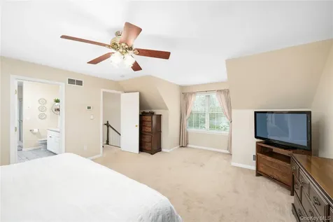 165 Roosevelt Drive Poughquag NY 12570
