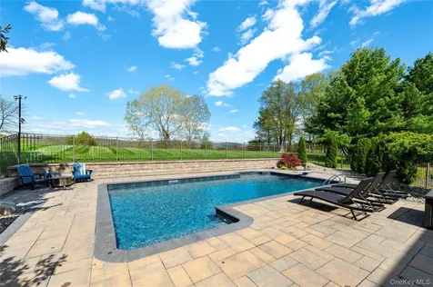 165 Roosevelt Drive Poughquag NY 12570