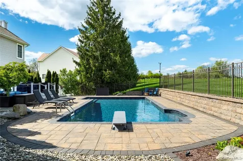 165 Roosevelt Drive Poughquag NY 12570