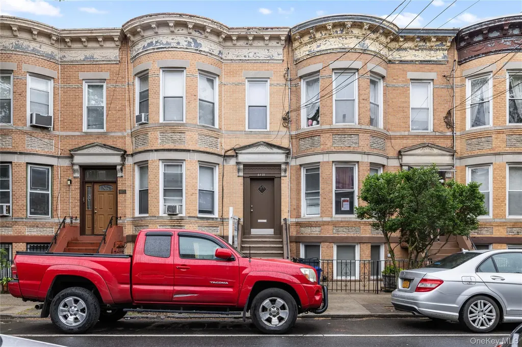 60-77 69th Avenue Ridgewood NY 11385