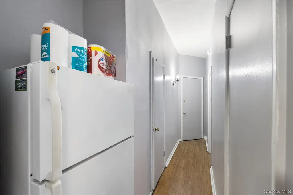 60-77 69th Avenue Ridgewood NY 11385