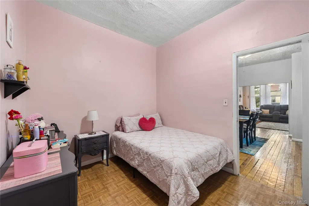 60-77 69th Avenue Ridgewood NY 11385