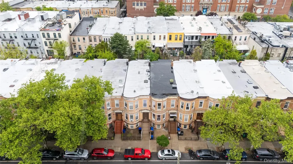 60-77 69th Avenue Ridgewood NY 11385