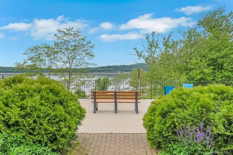 165 S Buckhout S Irvington NY 10533