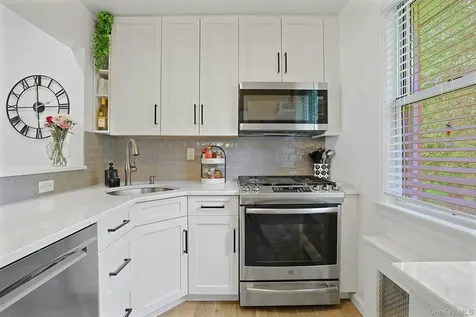 165 S Buckhout S Irvington NY 10533