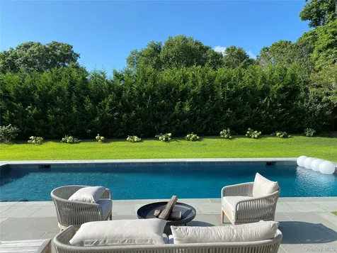 172 Narrow Lane E Sagaponack NY 11962