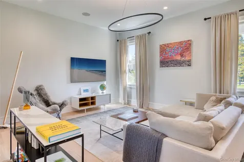 172 Narrow Lane E Sagaponack NY 11962