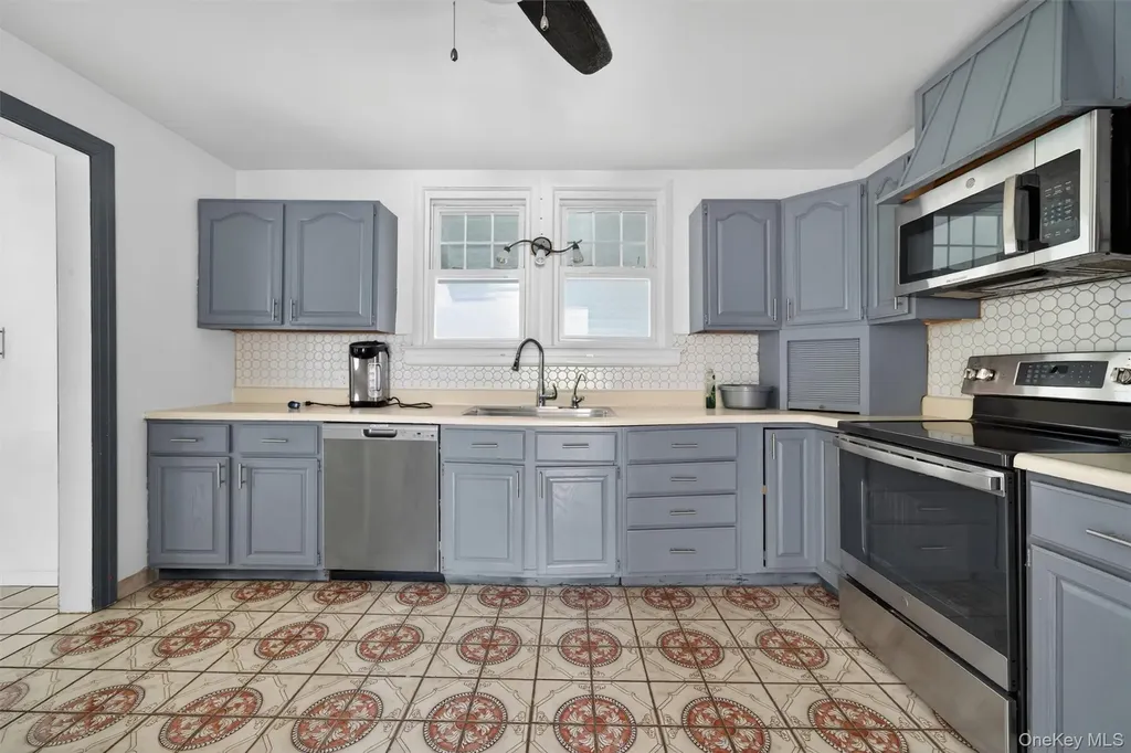6355 State Route 42 Woodbourne NY 12788